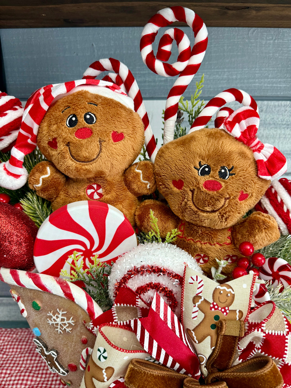 Gingerbread & Peppermint Sleigh Wonderland Floral Arrangement | Holiday Decor