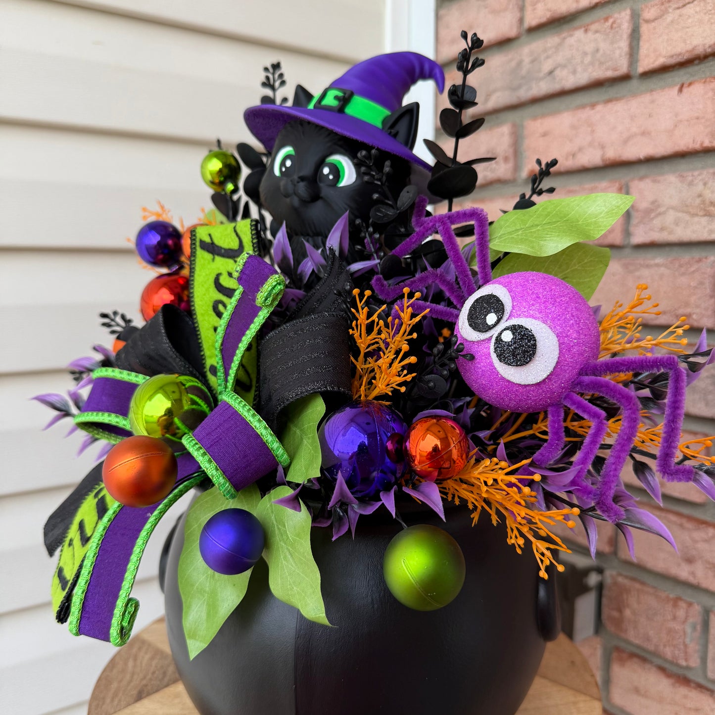 Spooky-Sweet Witch Kitty Cauldron Arrangement 🐈‍⬛🧙‍♀️