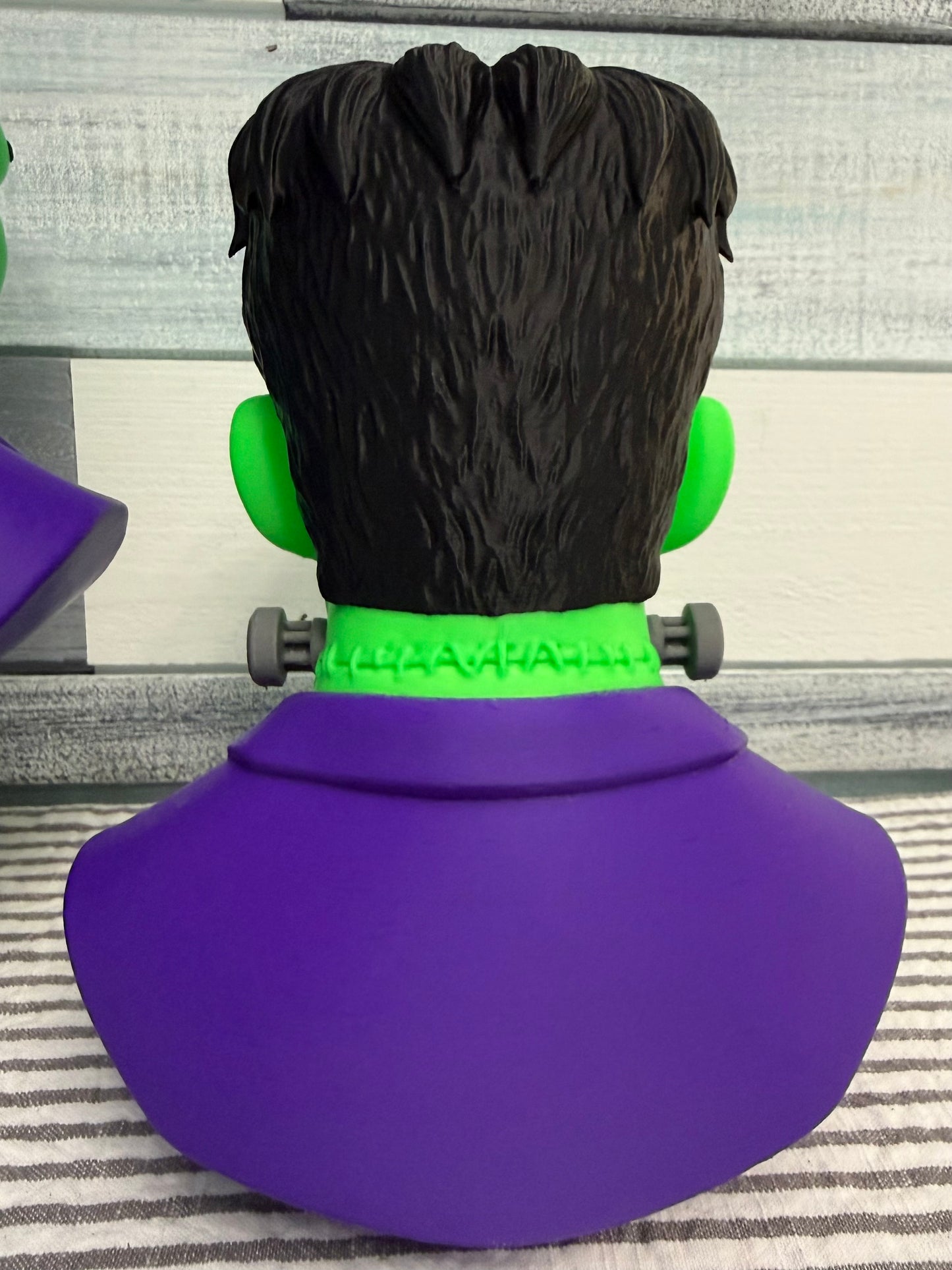 9” Frankie Bust