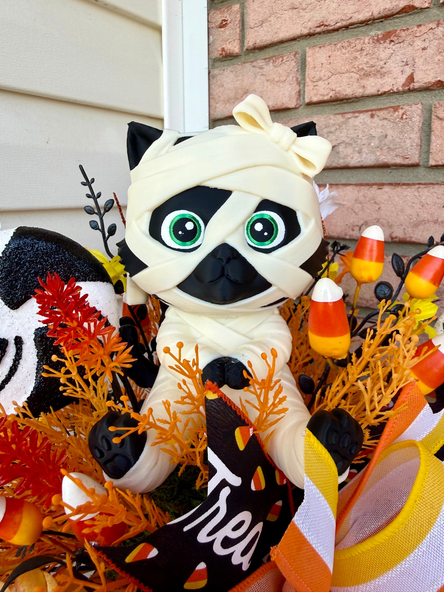 Made To Order- Light-Up 3D Printed Mummy Kitty & Candy Corn Halloween Centerpiece Arrangement