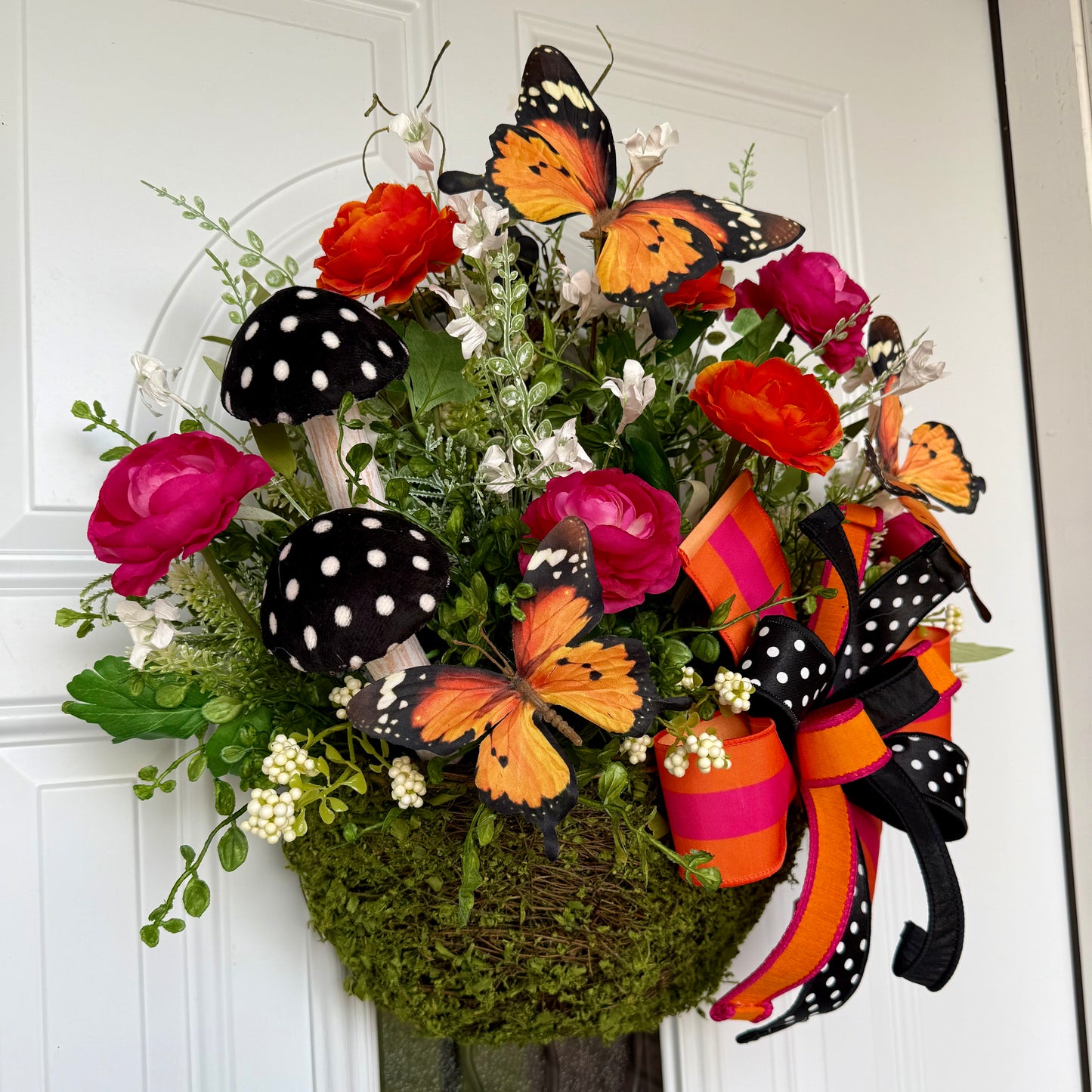 Whimsical Monarch Butterfly Hanging Basket – Pink & Orange Floral Front Door Decor