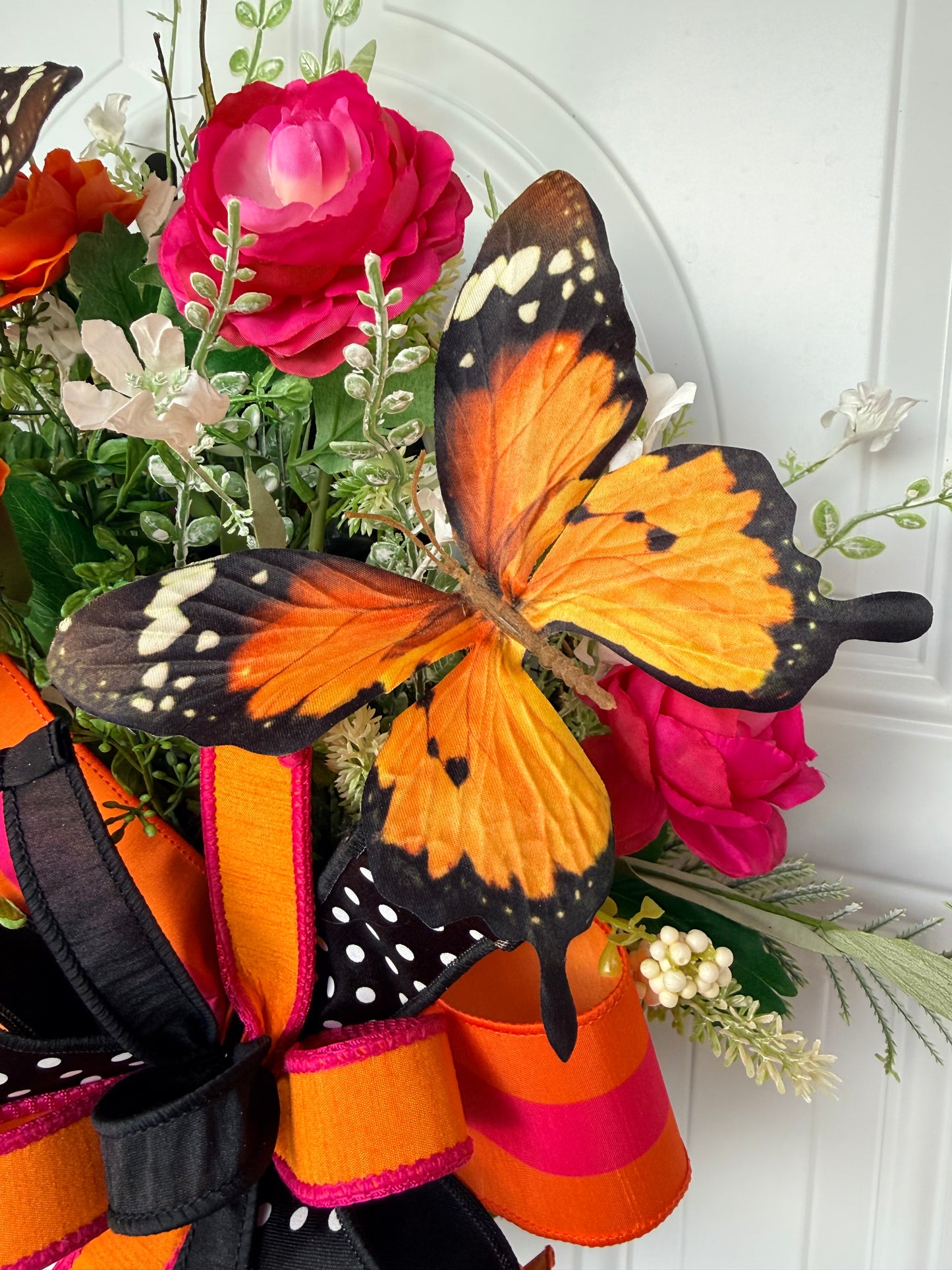 Whimsical Monarch Butterfly Hanging Basket – Pink & Orange Floral Front Door Decor