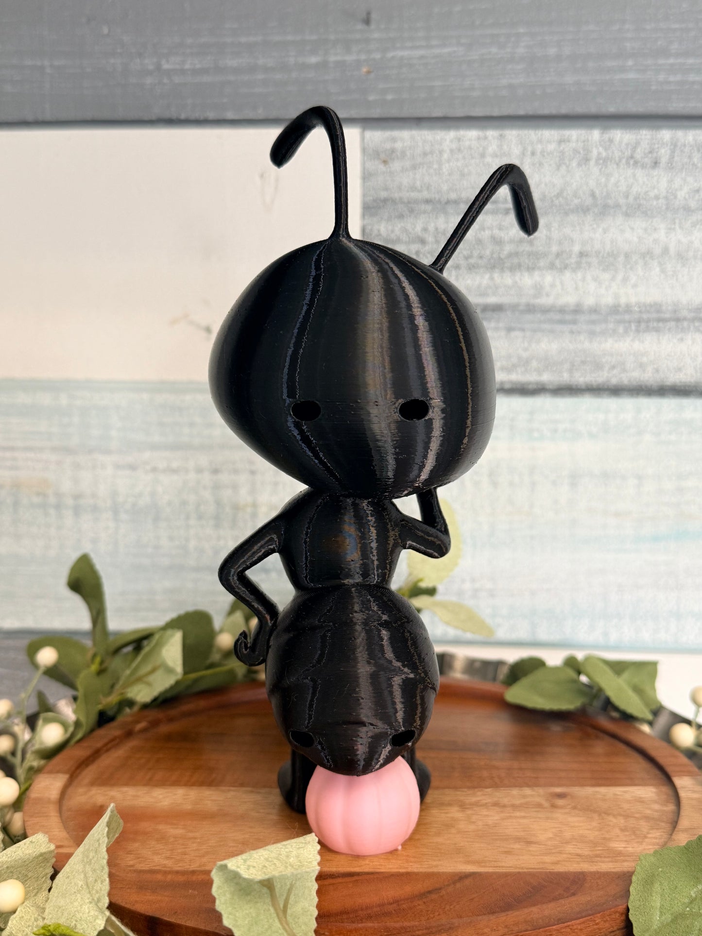 Antony & Angelica: Beautifully Dunn Exclusive Wreath-Friendly Ants – High-Shine PETG Outdoor Duo