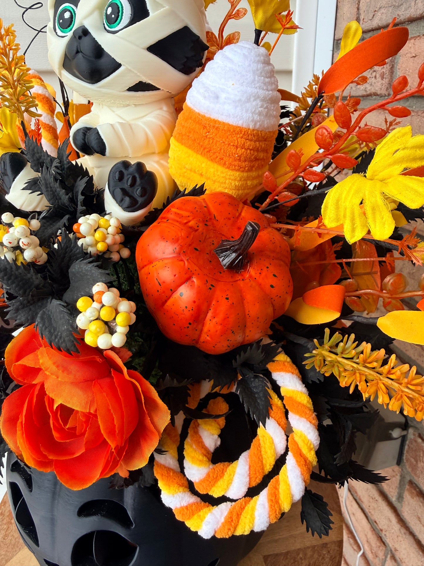 Callie’s Falloween Glow: Exclusive Mummy Kitty & Jinxie the Jack-o'-lantern