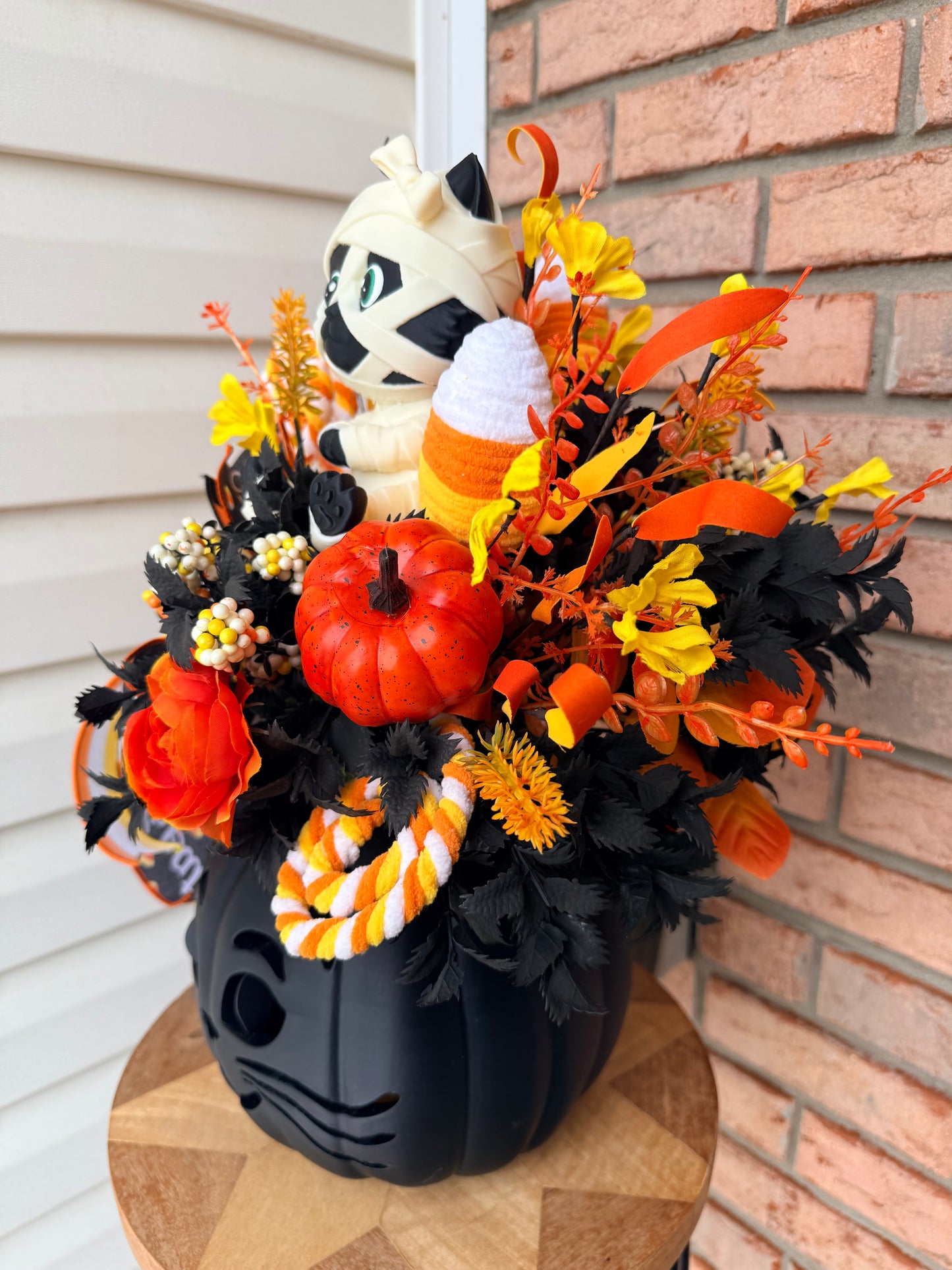 Callie’s Falloween Glow: Exclusive Mummy Kitty & Jinxie the Jack-o'-lantern