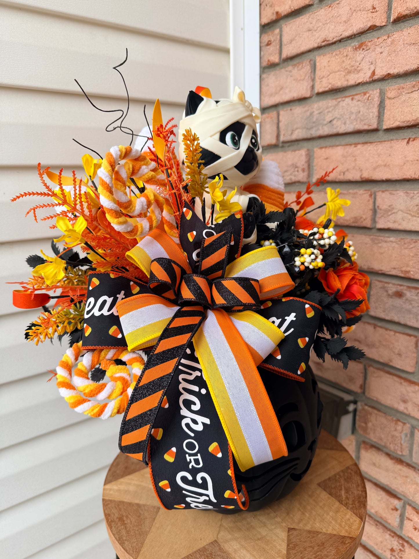 Callie’s Falloween Glow: Exclusive Mummy Kitty & Jinxie the Jack-o'-lantern