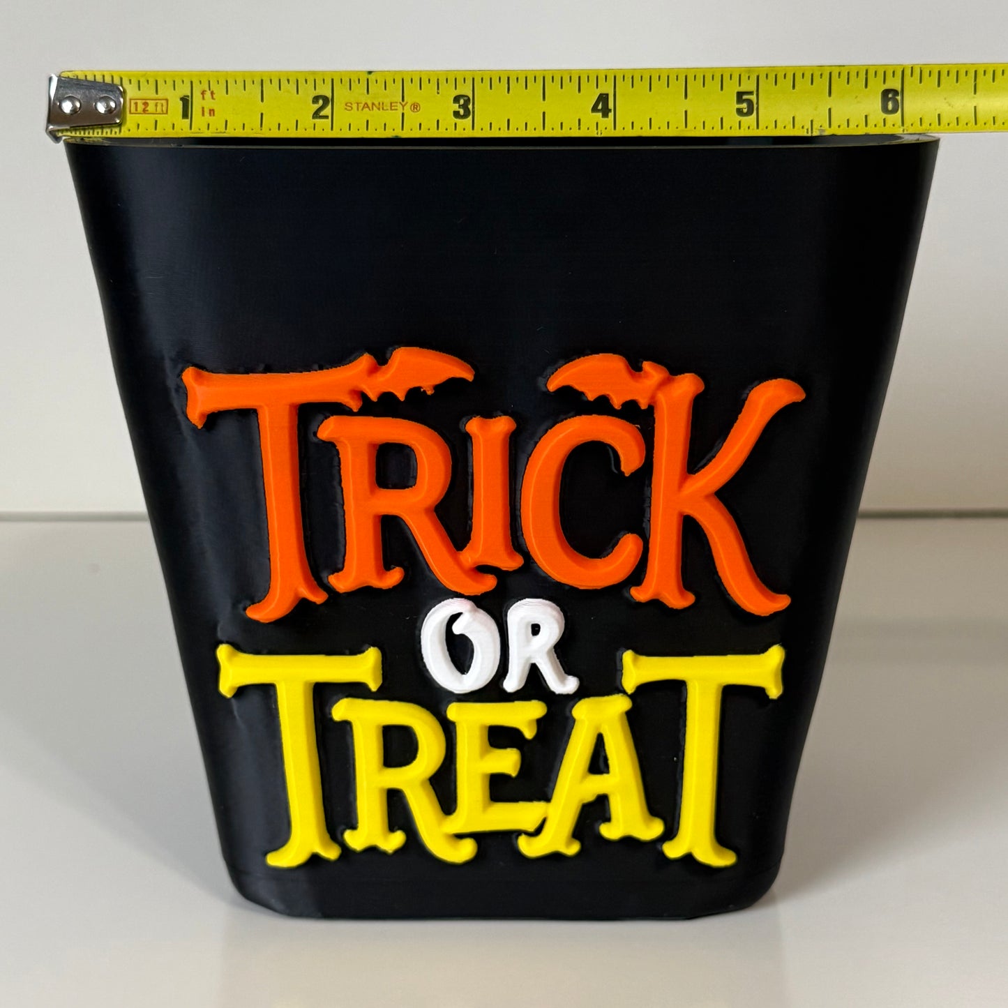 Spooky-Cute "Trick or Treat" 3D-Printed Seasonal Container