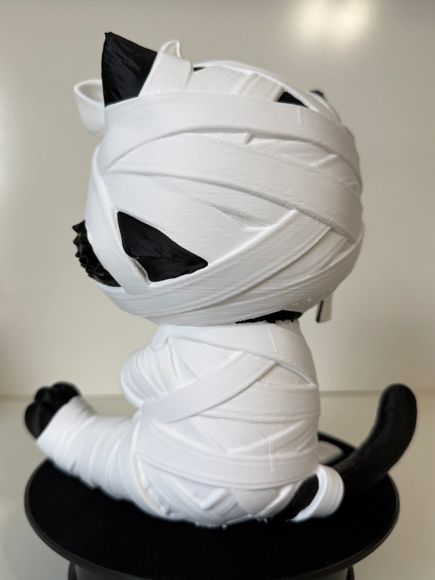 9” Mummy Kitty – Spooky Season 3D-Printed Decor.