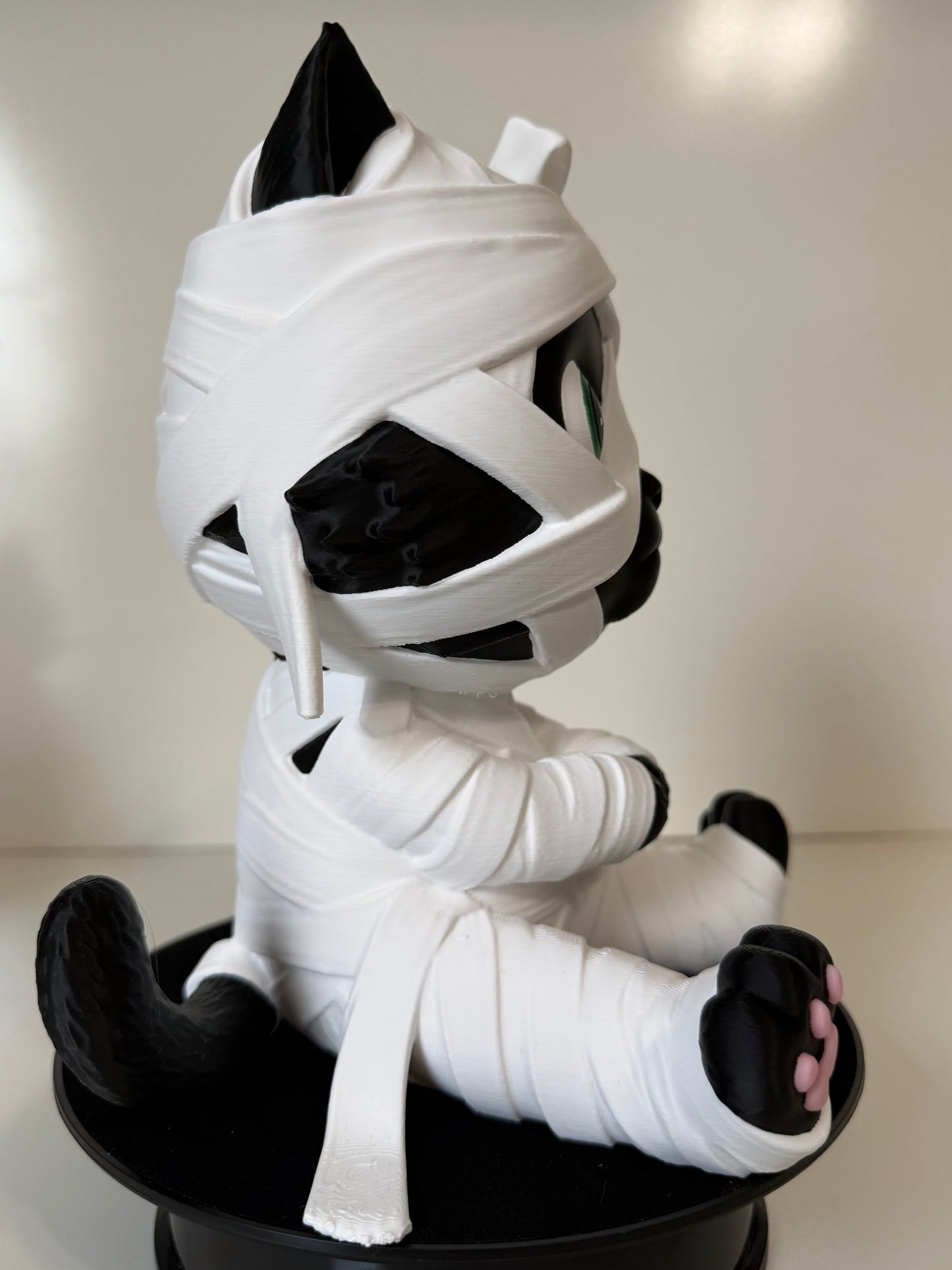 9” Mummy Kitty – Spooky Season 3D-Printed Decor.