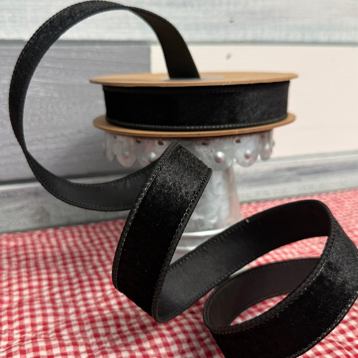Classic Black Velvet Wired Ribbon (1” x 10 Yards)