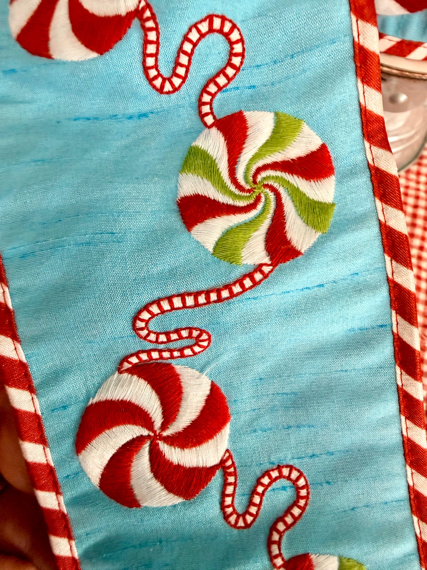 4" x 5Y Dupion Embroidered Peppermint Candy Ribbon (Blue)