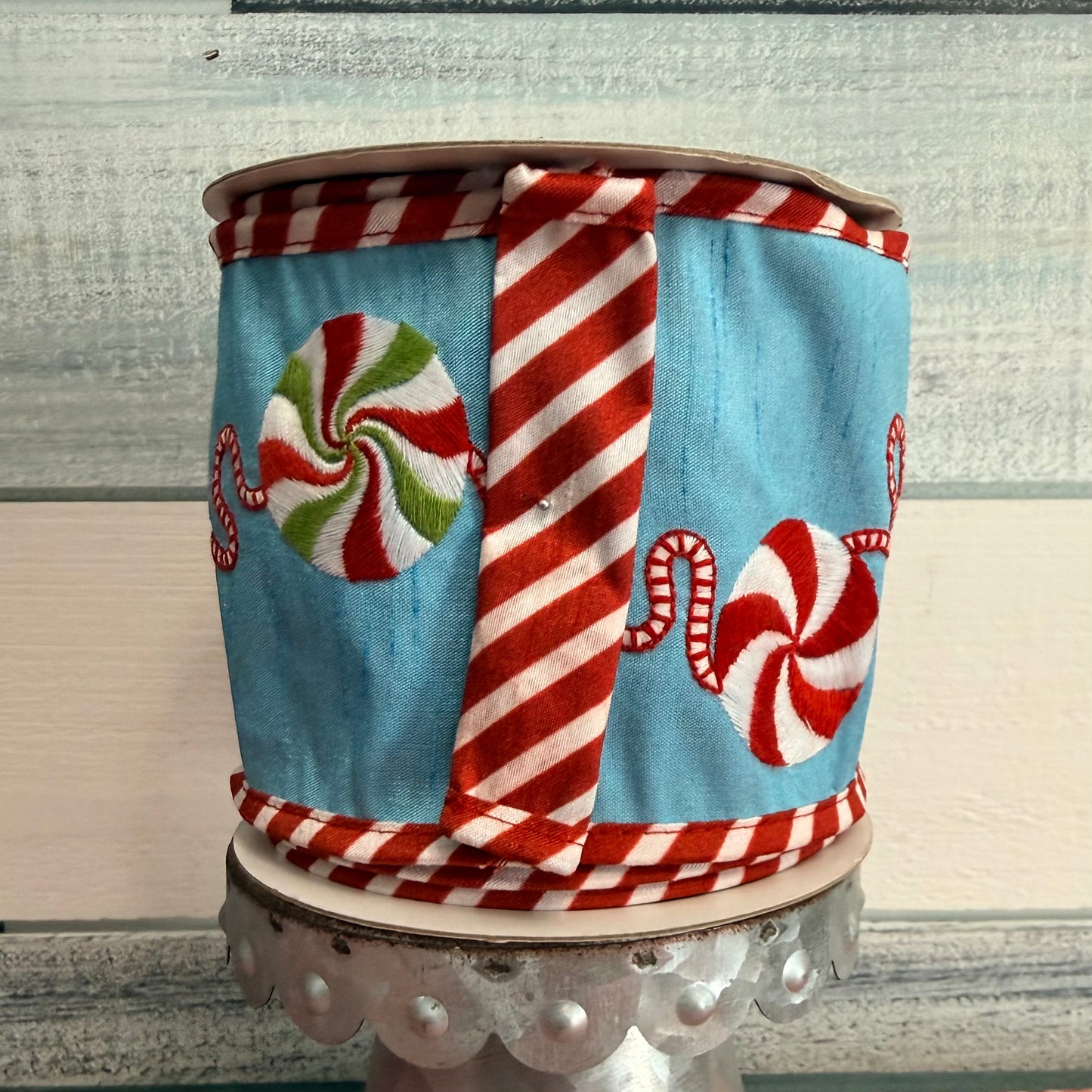 4" x 5Y Dupion Embroidered Peppermint Candy Ribbon (Blue)